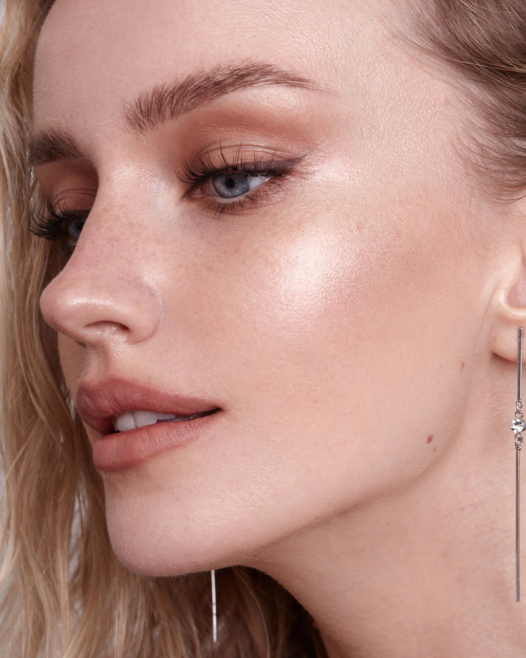 Aura Highlighter