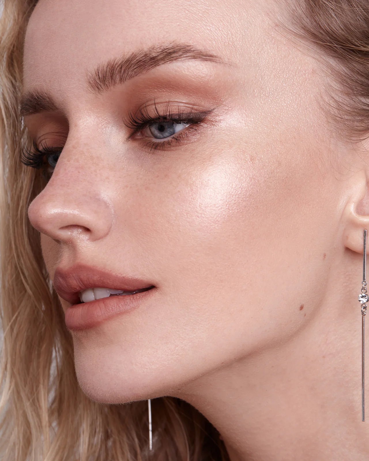 Aura Highlighter